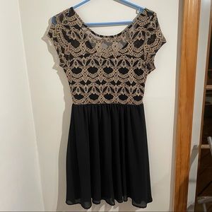 Windsor Store Gold and Black Dress